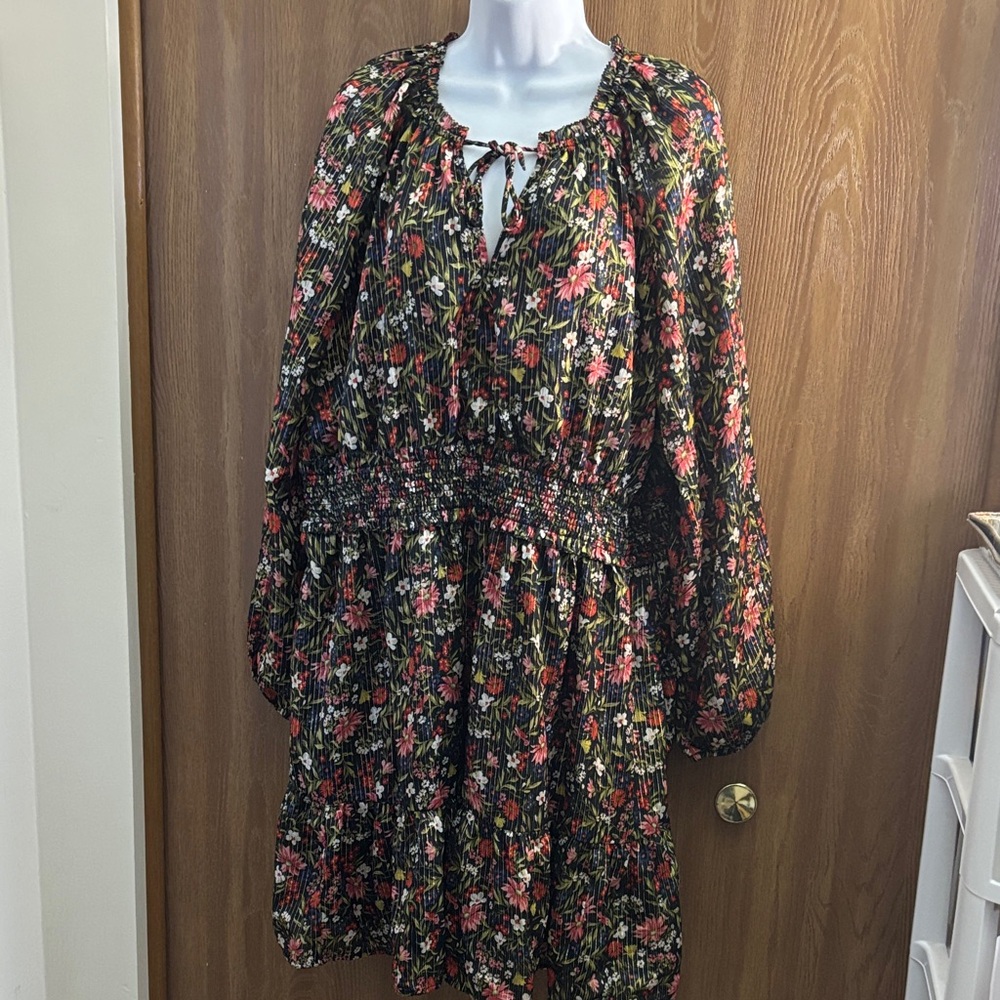 ❤️ Old Navy Black Floral Long Sleeve Dress